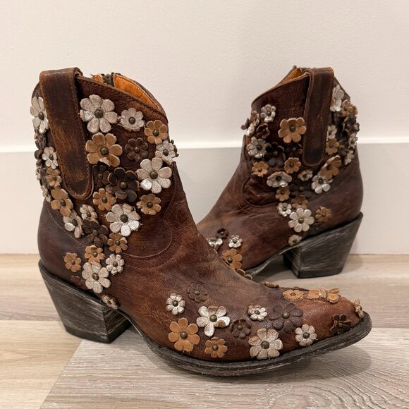 Old Gringo Shoes - RARE Old Gringo Hippie Chick Booties Size 8 NWOT (no box included)